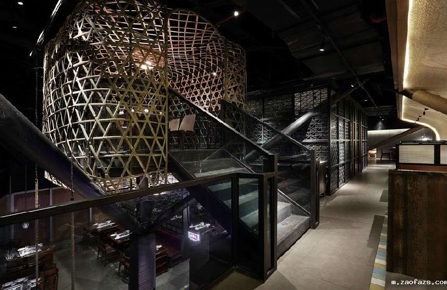 600平米老船说火锅装修设计效果图