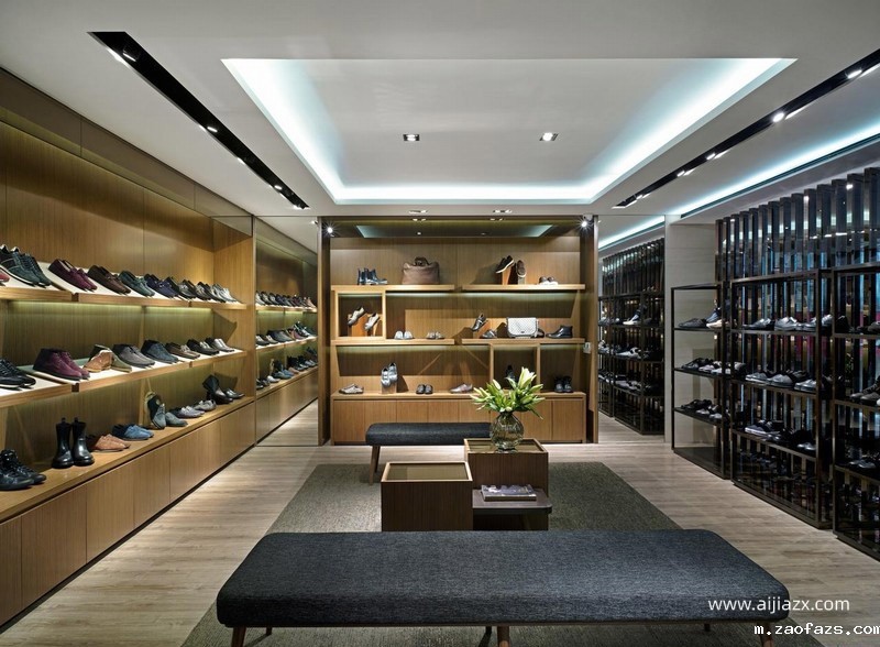 品牌男装专卖店装修设计