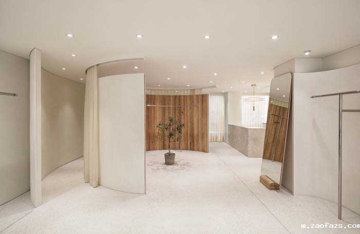 300㎡郑州服装店装修设计效果图