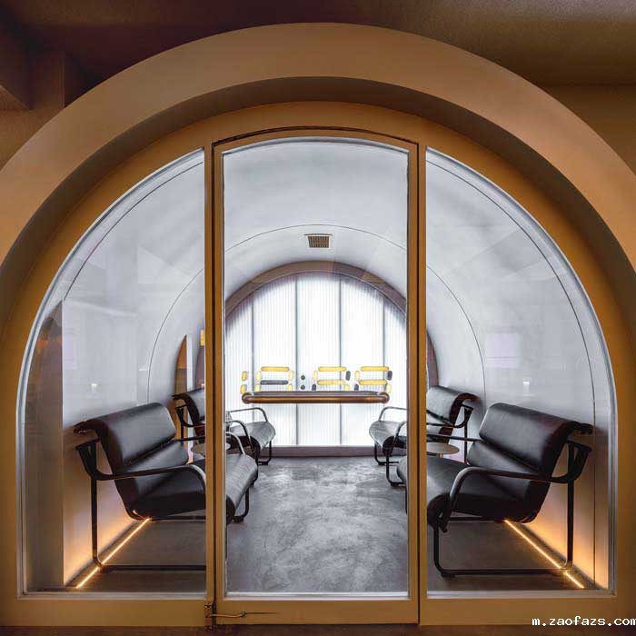 350m²郑州东区西餐厅设计效果图