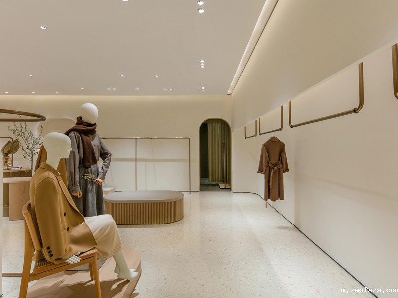 120平米现代简约风服装店装修设计