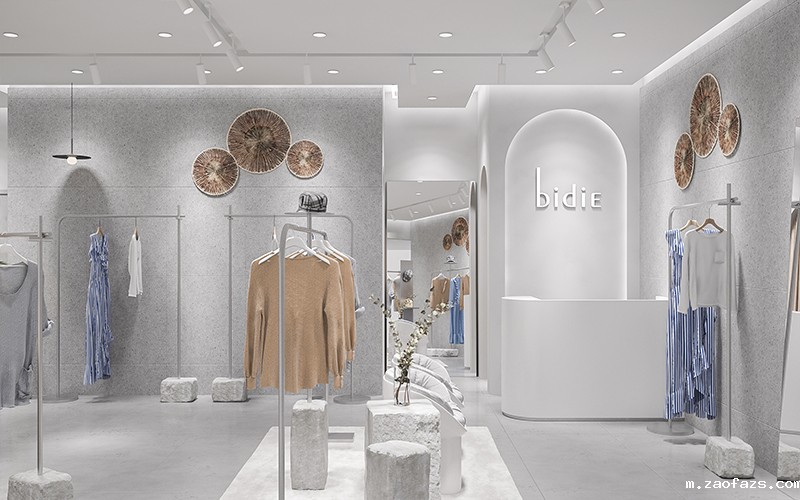 300平米现代服装店装修设计效果图