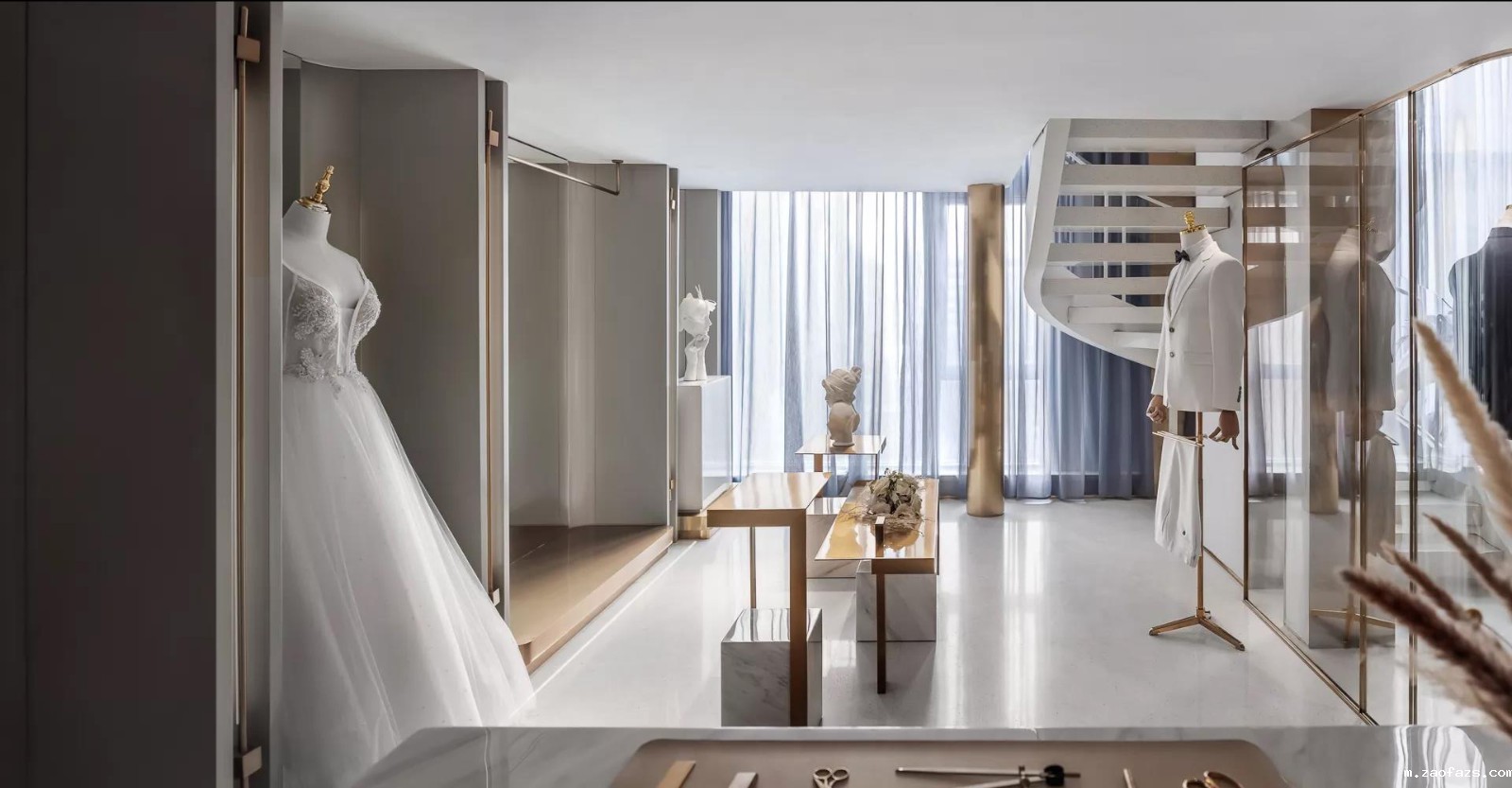 180平米婚纱礼服定制店铺装修设计效果图