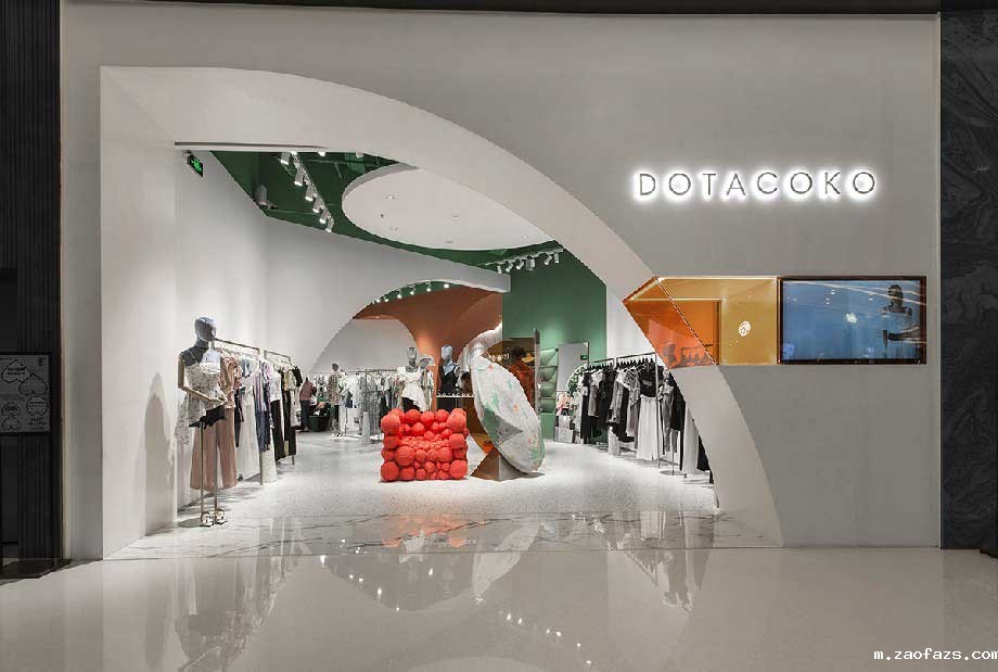 280平米女装专卖店装修设计效果图